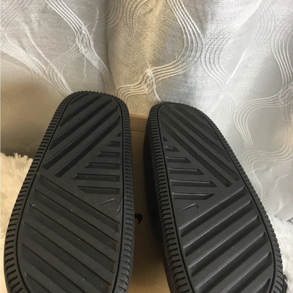 Nike 10.5 Men's Black Slide Nike Flip Flops
